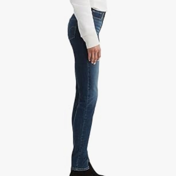 NWOT Levi’s Mid Rise Skinny - Picture 2 of 3